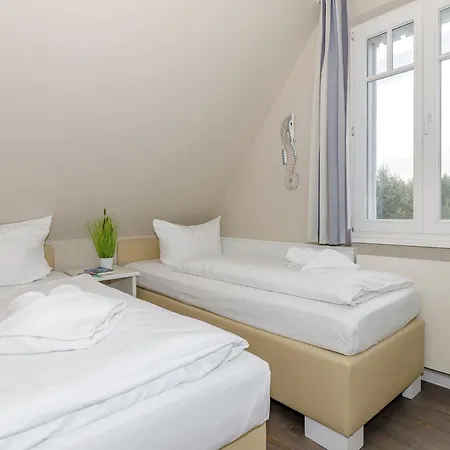 Haus-zingst-12a * Nienhagen (Mecklenburg-Vorpommern)